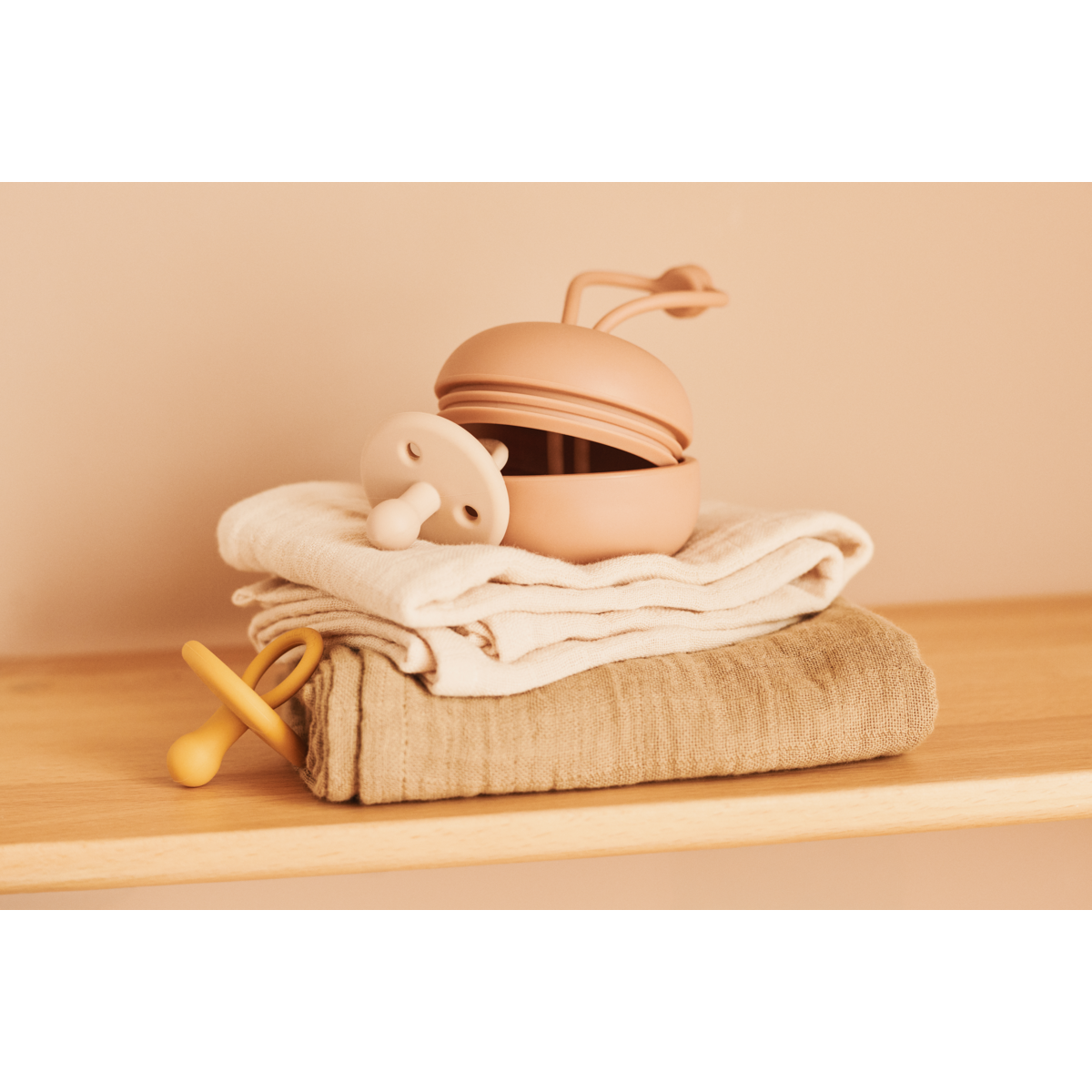 Philip pacifier box - Tuscany rose