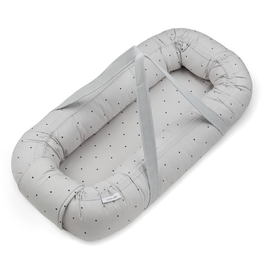 Gro Babylift and Baby Nest - Classic dot dumbo grey