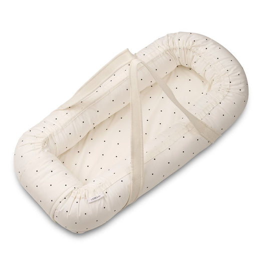 Gro Babylift and Baby Nest - Classic dot creme de la creme